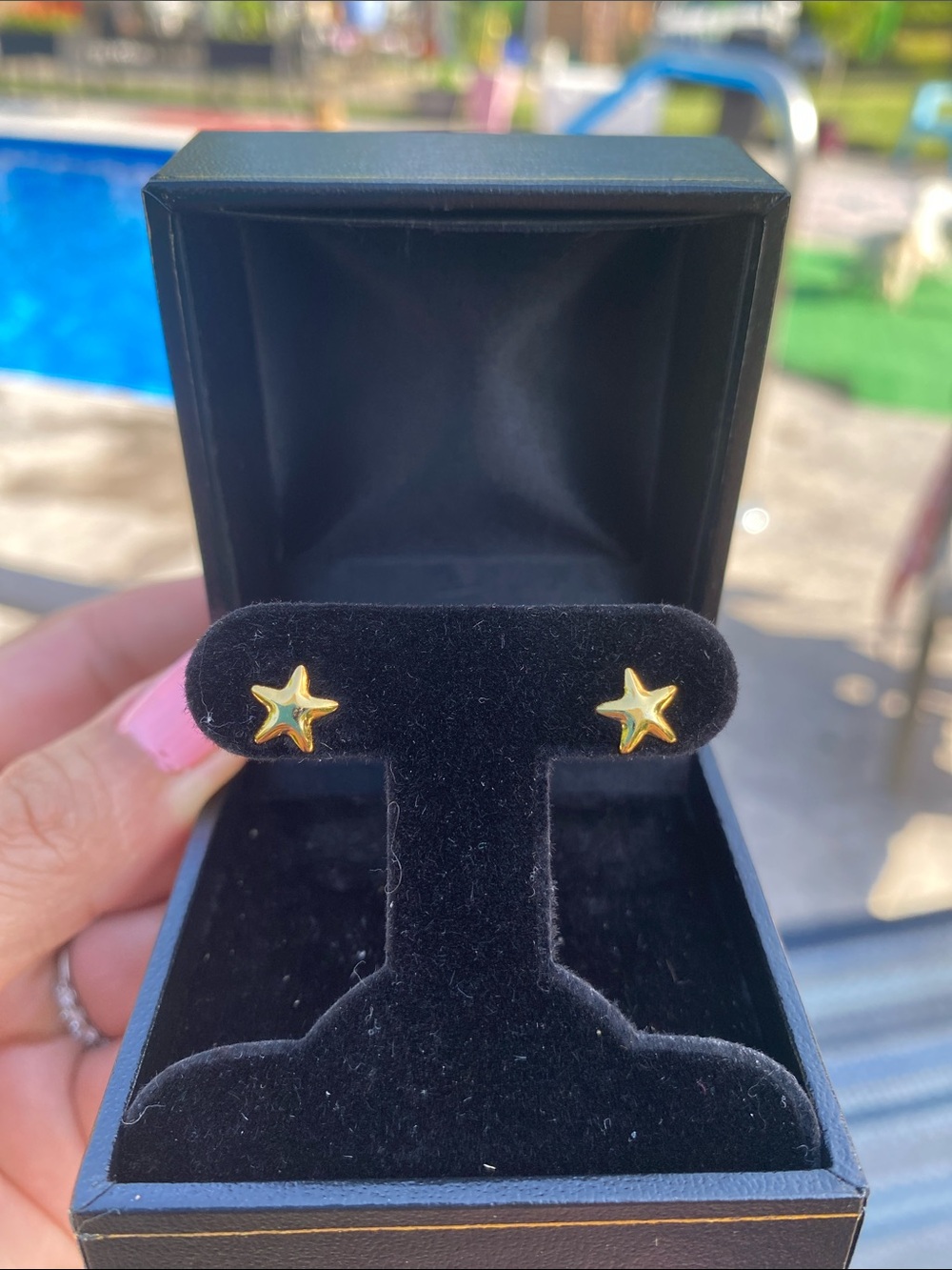 Gold Star Stud Earrings - Tiny Star Shape